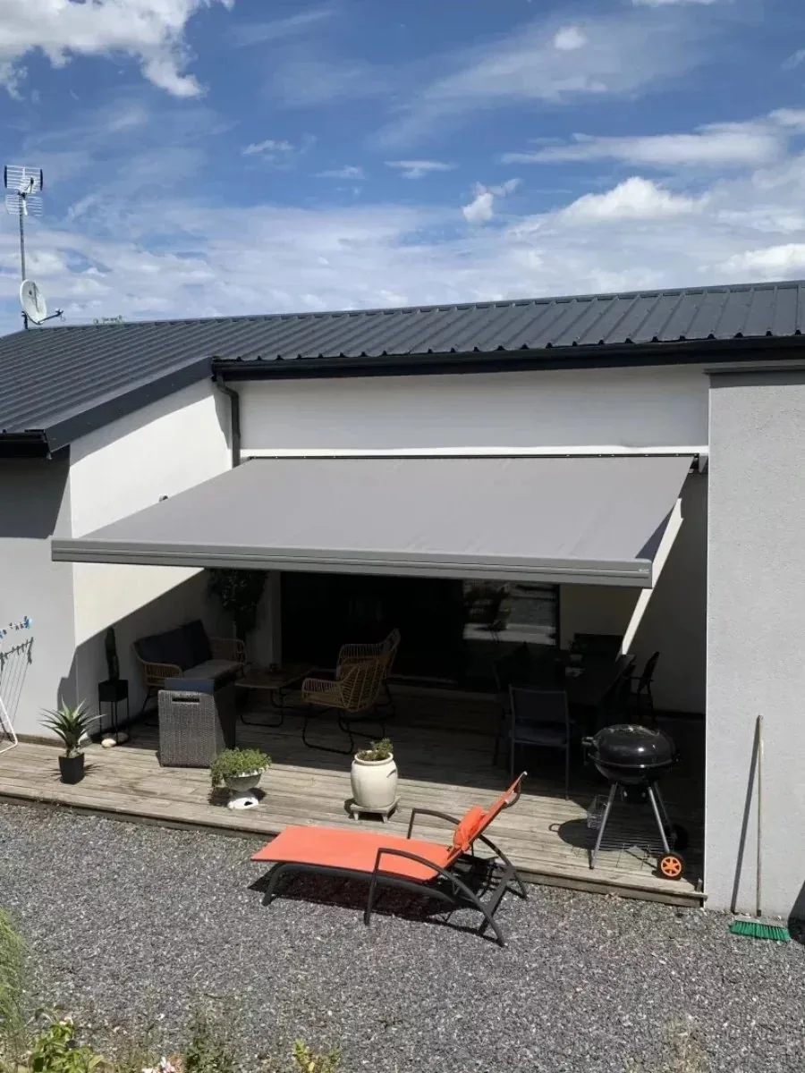 Store dans l'allier posé par meridia à vichy